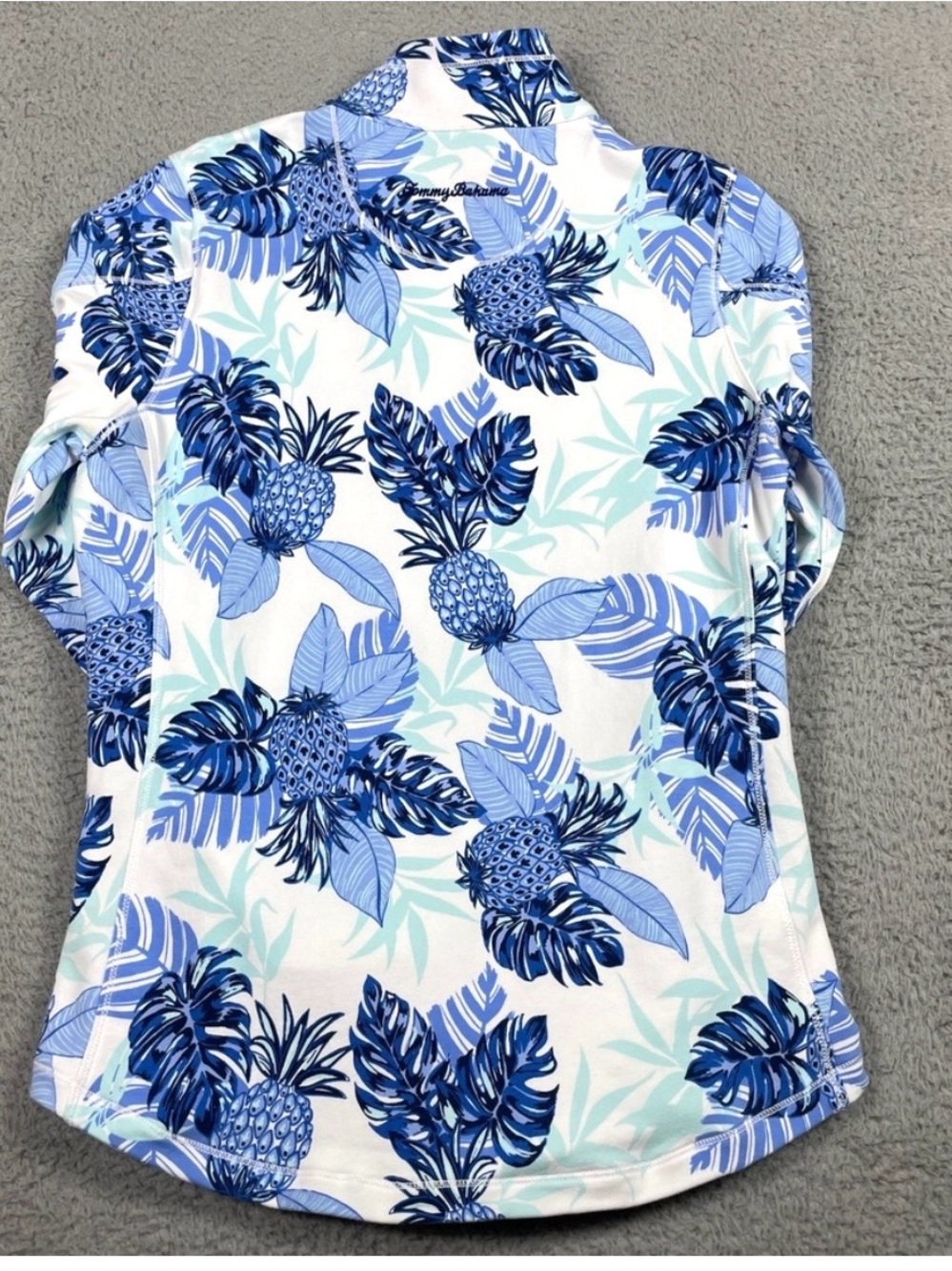 Tommy Bahama quarter zip top - Picture 2 of 8